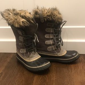 Joan of Arctic sorel size 9